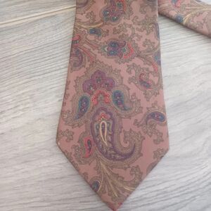 Jonathan Lake Red Purple Green Paisley 100% Silk Neck Tie 58" x 3.5" England
